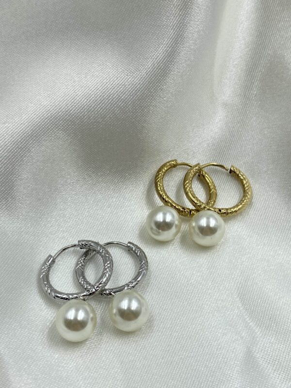 Hanging Pearl Earrings - Image 2