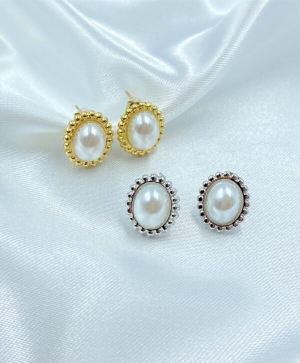 Little Vintage Pearl Earrings