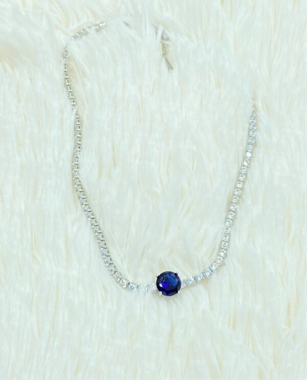 Round Gala Choker - Image 3